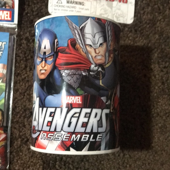 Avengers Set - Picture 5 of 7